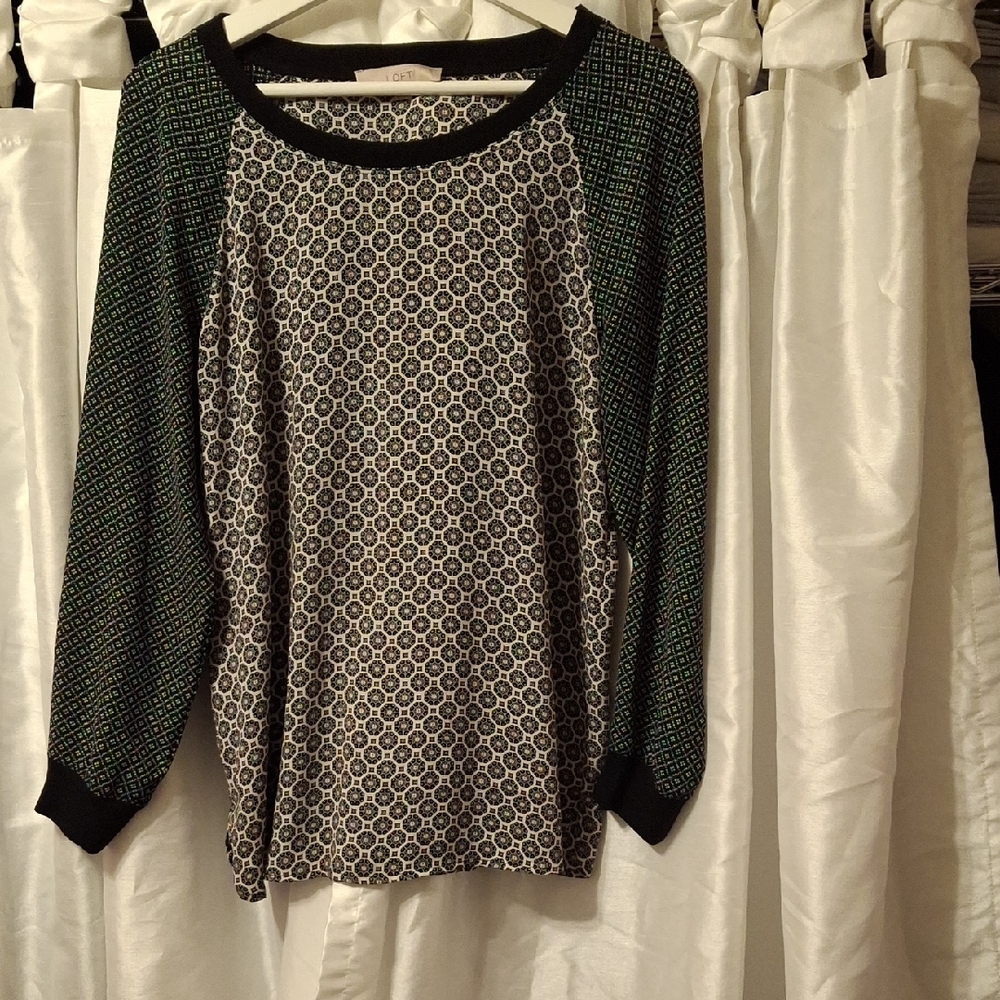 LOFT Black and Green Patterned Blouse S